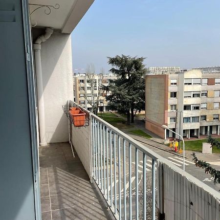 Le Parilly- Appartement 3 Chambres-Parc Parilly Bron Exterior foto