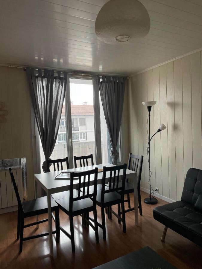 Le Parilly- Appartement 3 Chambres-Parc Parilly Bron Exterior foto